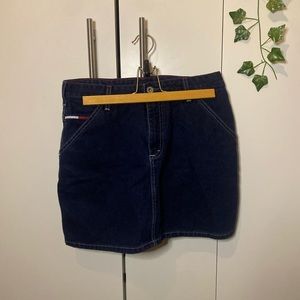 dark navy Tommy Hilfiguer denim mini skirt🎀